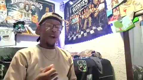 Snapshot of shawnvegas67 chatting on March 8, 2026, 2:37 am shawnvegas67 online show from March 8, 2026, 2:37 am