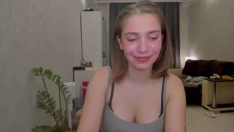 shawty__mariaa online show from October 3, 2025, 1:30 pm