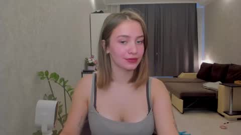 shawty__mariaa online show from October 5, 2025, 11:19 am