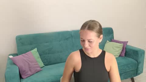 Sue online show from October 1, 2025, 11:33 pm