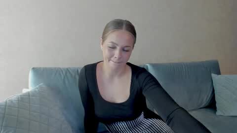 Sue online show from December 13, 2025, 8:04 pm