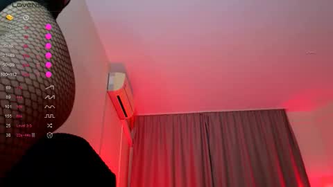 Shay online show from October 21, 2025, 3:18 am