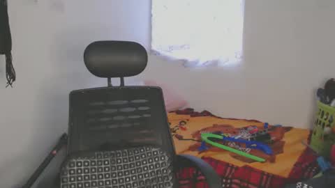 Snapshot of shayna_cute chatting on January 7, 2026, 10:01 pm Shayna online show from January 7, 2026, 10:01 pm