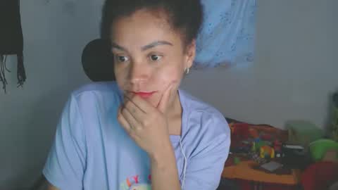 Snapshot of shayna_cute chatting on January 10, 2026, 10:47 pm Shayna online show from January 10, 2026, 10:47 pm