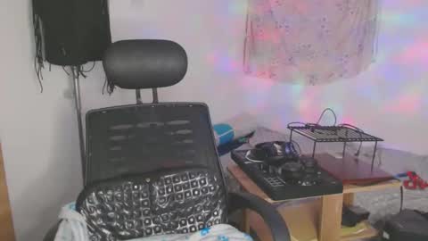 Snapshot of shayna_cute chatting on February 14, 2026, 1:57 am Shayna online show from February 14, 2026, 1:57 am