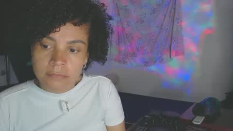 Snapshot of shayna_cute chatting on February 26, 2026, 2:21 am Shayna online show from February 26, 2026, 2:21 am