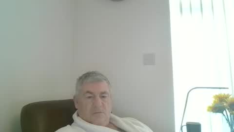 she52 online show from January 7, 2025, 8:45 am