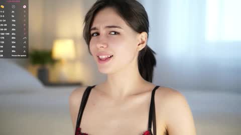 Tessa online show from October 21, 2025, 3:07 am