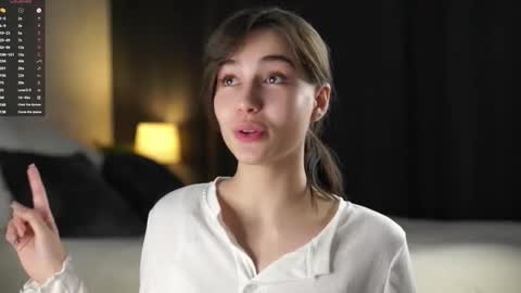 Tessa online show from November 11, 2025, 2:22 am