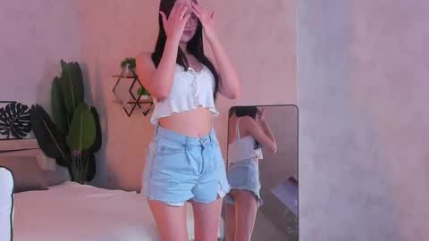 Amely online show from March 25, 2026, 10:21 am