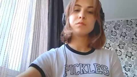 Snapshot of sheilaamici chatting on May 8, 2026, 4:23 pm Kris online show from May 8, 2026, 4:23 pm