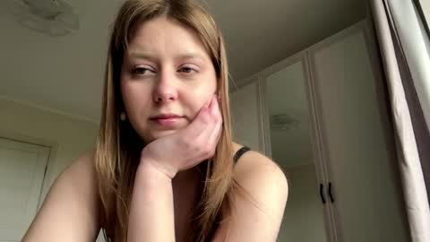Snapshot of sheilaamici chatting on May 23, 2026, 10:19 am Kris online show from May 23, 2026, 10:19 am