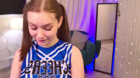 Snapshot of sheilla_pink chatting on February 21, 2026, 11:28 pm SHEILA online show from February 21, 2026, 11:28 pm