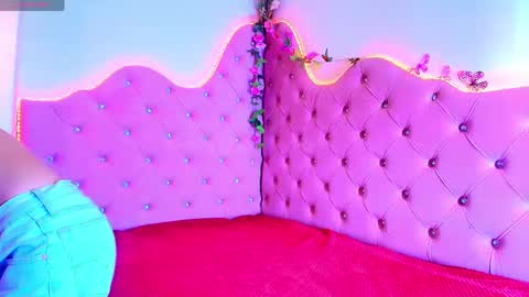 sheilly_brown online show from May 30, 2026, 6:49 pm