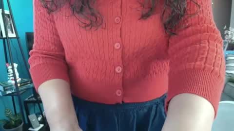 sheilyn_smith online show from November 19, 2025, 4:56 am