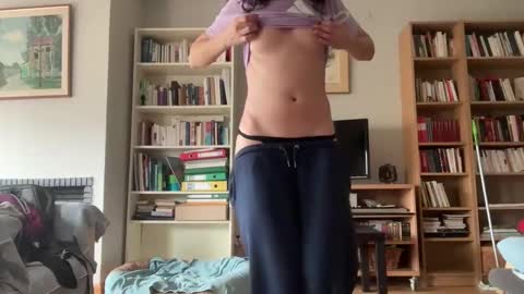 Snapshot of shekitty chatting on February 2, 2026, 11:20 am shekitty online show from February 2, 2026, 11:20 am