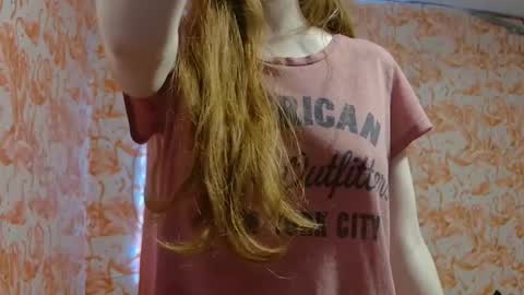 Snapshot of shelikessoymilk chatting on January 11, 2026, 6:02 pm Erika online show from January 11, 2026, 6:02 pm