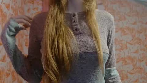 Snapshot of shelikessoymilk chatting on February 23, 2026, 9:01 pm Erika online show from February 23, 2026, 9:01 pm