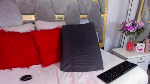 Snapshot of shellbydior chatting on March 12, 2025, 1:14 am shellbydior online show from March 12, 2025, 1:14 am