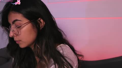 Snapshot of shelleymorell chatting on February 27, 2025, 3:05 pm Transmission schedule Monday - Friday 715 am to 200 pm time Colombia online show from February 27, 2025, 3:05 pm
