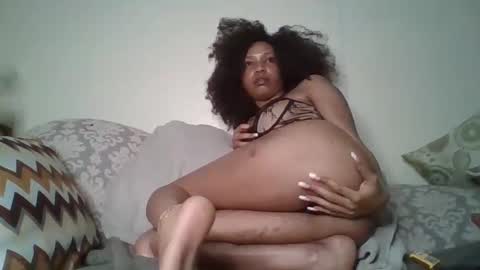 Snapshot of shellymadonna chatting on September 27, 2025, 6:57 pm shellymadonna online show from September 27, 2025, 6:57 pm