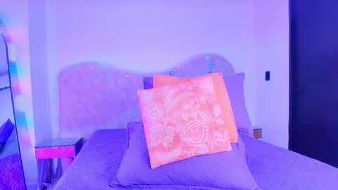 Shelsy online show from November 29, 2025, 11:57 am