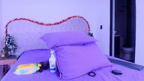 Shelsy online show from December 16, 2025, 11:59 am