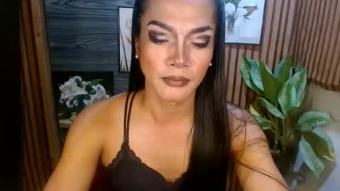 Snapshot of shemel69 chatting on March 17, 2026, 9:18 pm MELODY online show from March 17, 2026, 9:18 pm