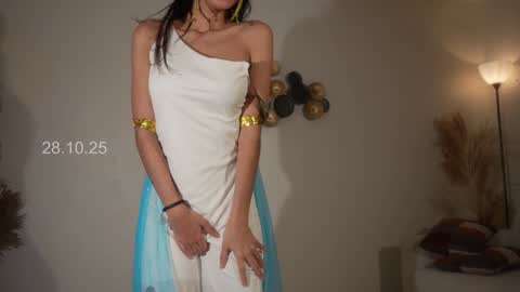 Snapshot of shena_nomy chatting on October 29, 2025, 12:35 am In instagram shena nomy online show from October 29, 2025, 12:35 am