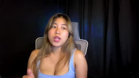 Snapshot of shenikamungia chatting on May 16, 2026, 2:16 pm Sammy online show from May 16, 2026, 2:16 pm