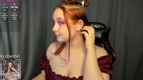 Snapshot of sherifka_ chatting on December 16, 2025, 3:17 pm Anna online show from December 16, 2025, 3:17 pm