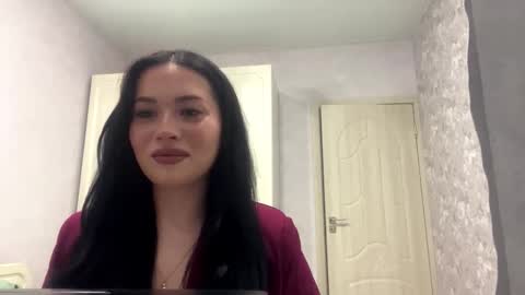 Snapshot of sherikavanleeuwen chatting on March 9, 2026, 3:49 pm Mia meow meow online show from March 9, 2026, 3:49 pm