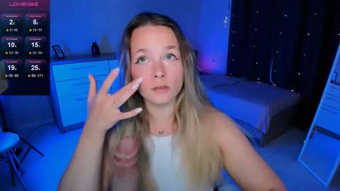Snapshot of sherill_brill chatting on October 8, 2025, 3:09 pm Sheril online show from October 8, 2025, 3:09 pm