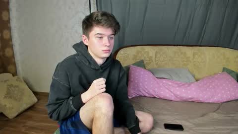 Snapshot of sherlockmax chatting on October 15, 2025, 6:52 pm Max online show from October 15, 2025, 6:52 pm