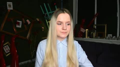 Snapshot of sherributlers chatting on April 23, 2026, 11:09 am Sweet Sherri online show from April 23, 2026, 11:09 am