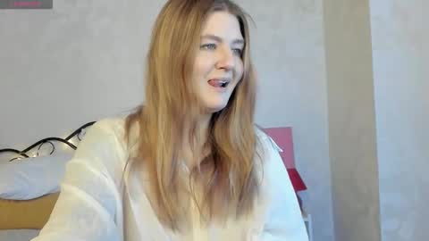 Snapshot of sherritate chatting on December 18, 2025, 1:22 am Sherri online show from December 18, 2025, 1:22 am