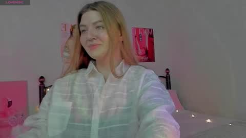 Snapshot of sherritate chatting on January 18, 2026, 1:20 am Sherri online show from January 18, 2026, 1:20 am