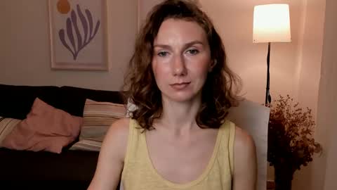 Snapshot of shesleepsnaked chatting on January 15, 2025, 4:32 pm shesleepsnaked online show from January 15, 2025, 4:32 pm