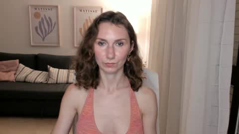 Snapshot of shesleepsnaked chatting on March 4, 2025, 6:18 pm shesleepsnaked online show from March 4, 2025, 6:18 pm