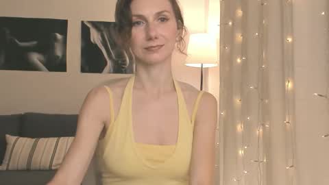 Snapshot of shesleepsnaked chatting on January 15, 2026, 4:11 pm shesleepsnaked online show from January 15, 2026, 4:11 pm