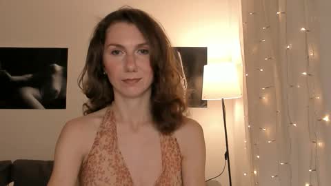 Snapshot of shesleepsnaked chatting on March 1, 2026, 5:59 pm shesleepsnaked online show from March 1, 2026, 5:59 pm