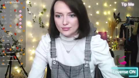 Vanessa online show from October 10, 2025, 2:05 pm