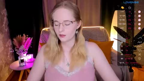 Hello guys my name is Aemilia online show from February 17, 2026, 2:41 am
