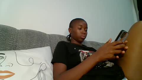 shi assy online show from November 1, 2025, 10:23 pm