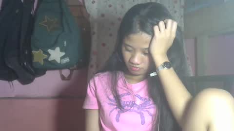 Snapshot of shimmering_kate chatting on December 14, 2024, 1:27 pm shimmering_kate online show from December 14, 2024, 1:27 pm