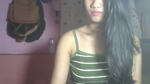 Snapshot of shimmering_kate chatting on December 26, 2024, 11:46 pm shimmering_kate online show from December 26, 2024, 11:46 pm