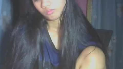 Snapshot of shimmering_kate chatting on March 11, 2025, 10:53 pm shimmering_kate online show from March 11, 2025, 10:53 pm