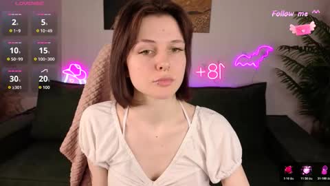 Snapshot of shine_vivi chatting on November 15, 2025, 11:18 am Vivi online show from November 15, 2025, 11:18 am