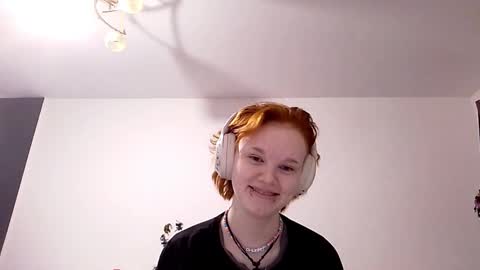 Snapshot of shinpestano chatting on February 27, 2026, 8:25 am Emma online show from February 27, 2026, 8:25 am