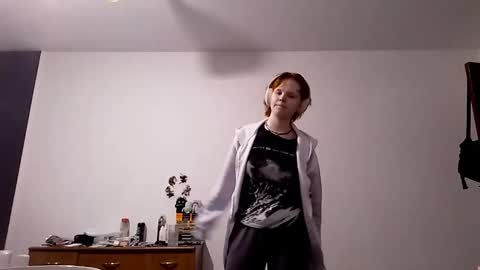 Snapshot of shinpestano chatting on February 28, 2026, 8:48 am Emma online show from February 28, 2026, 8:48 am